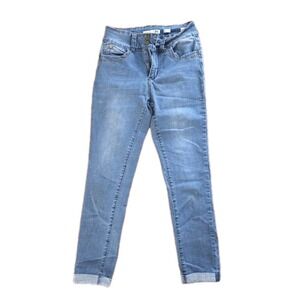 Wanna Betta Butt? YMI Women Size 7 Light Blue Skinny Jeans